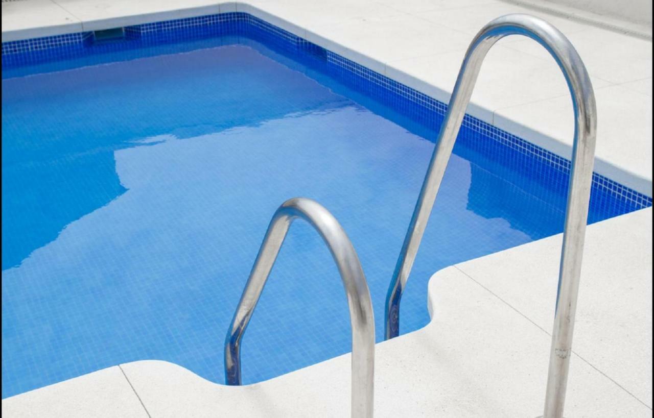 Family Apartment Patio&Swimming Pool In Center Málaga Extérieur photo